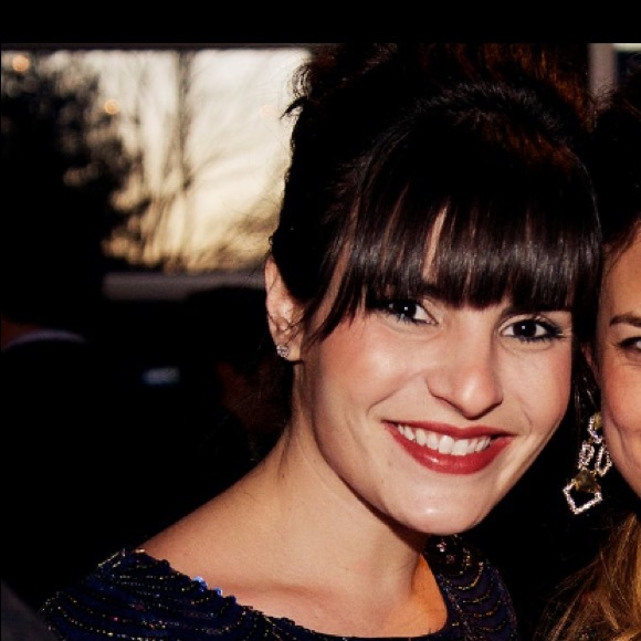 Meet your Posher, Talia - Picture 2 of 2